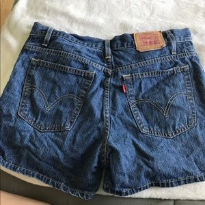 levi shorts